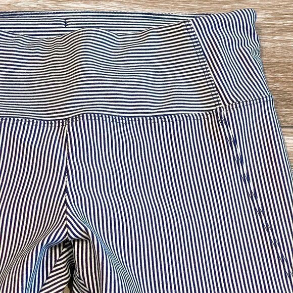 Lorna Jane Ankle Biter Striped Leggings - Picture 3 of 5